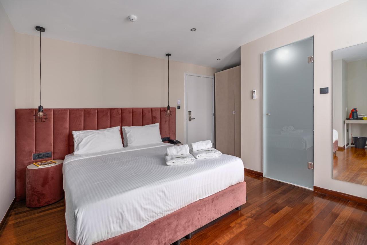 Aeolos Luxury Suites Athena Bagian luar foto