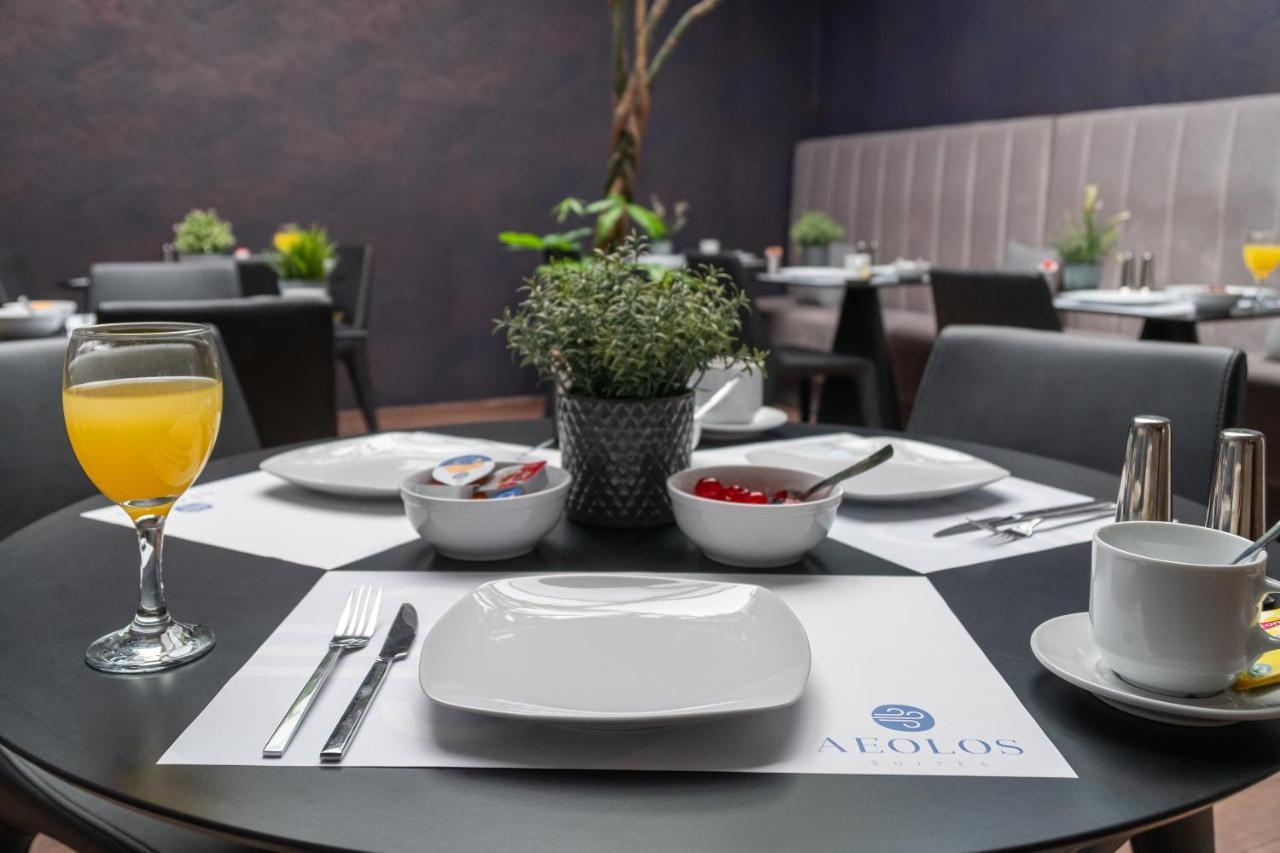 Aeolos Luxury Suites Athena Bagian luar foto
