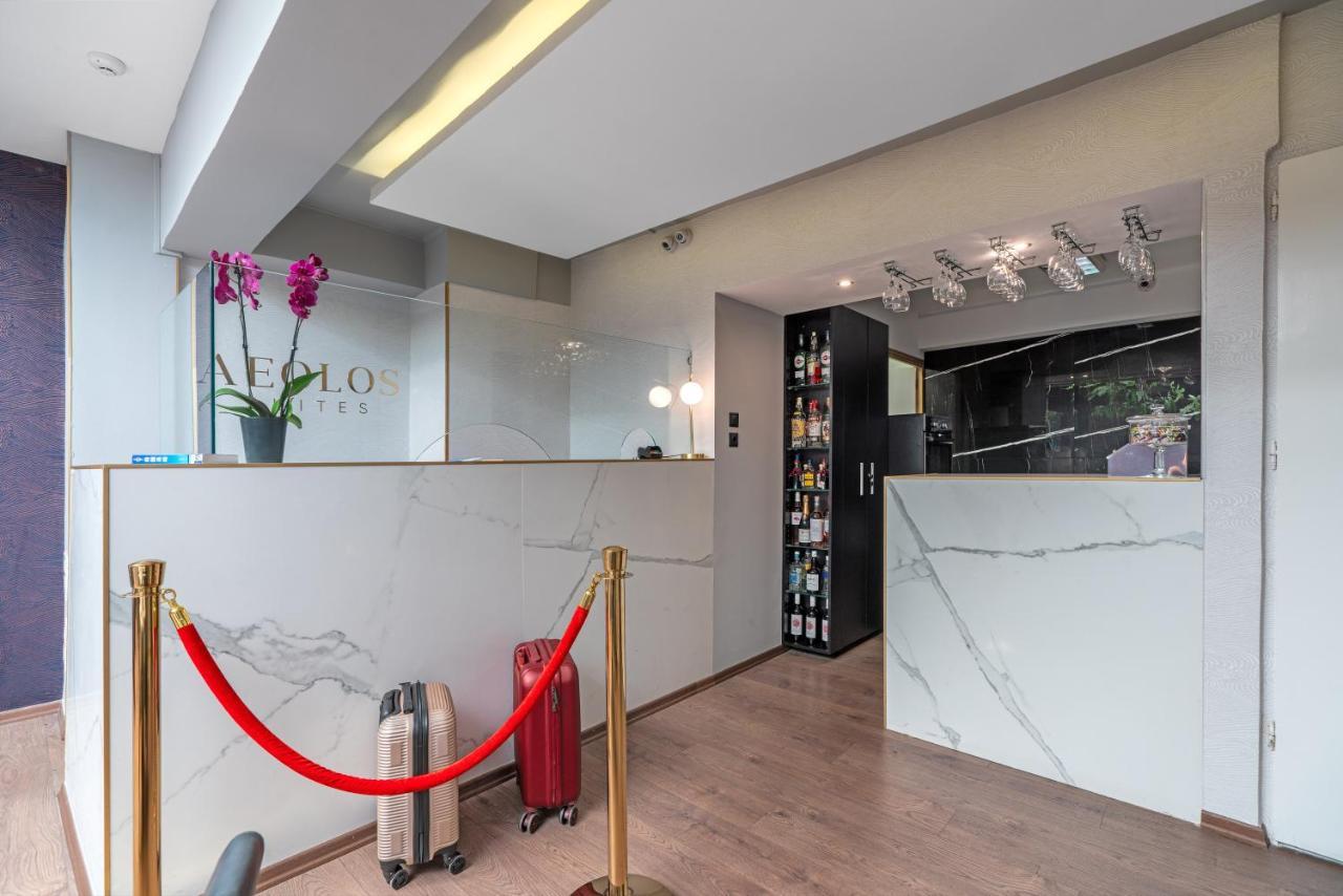 Aeolos Luxury Suites Athena Bagian luar foto