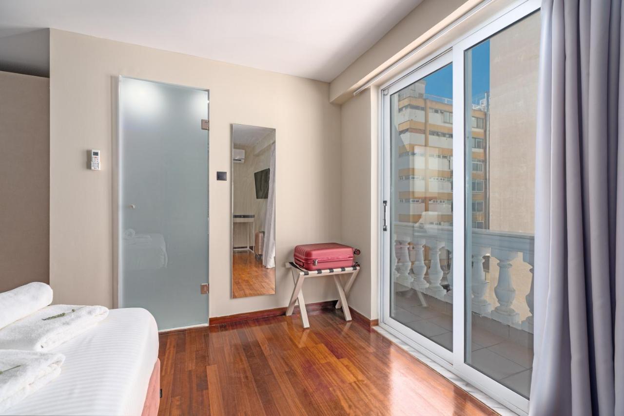 Aeolos Luxury Suites Athena Bagian luar foto